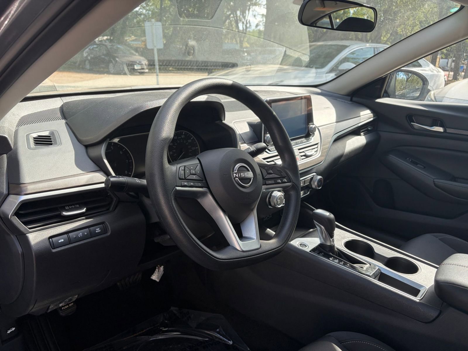 Thumbnail: 2025 Nissan Altima - 34