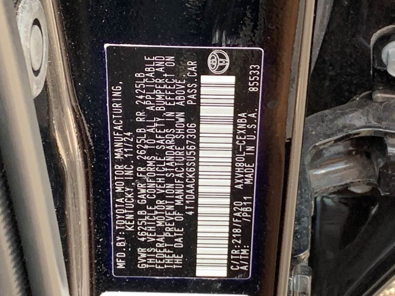 Thumbnail: 2025 Toyota Camry - 10