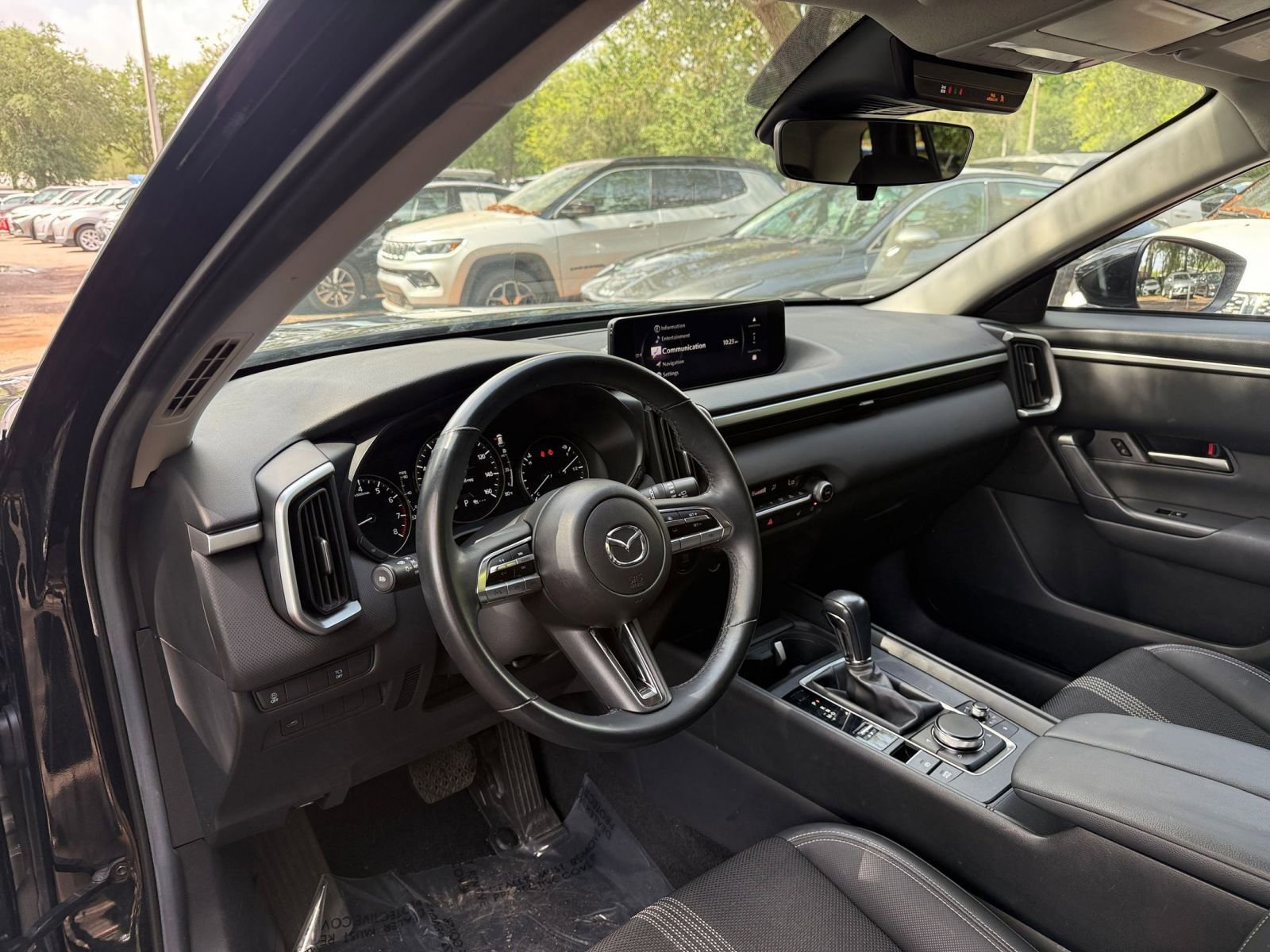 Thumbnail: 2025 Mazda CX-50 - 33