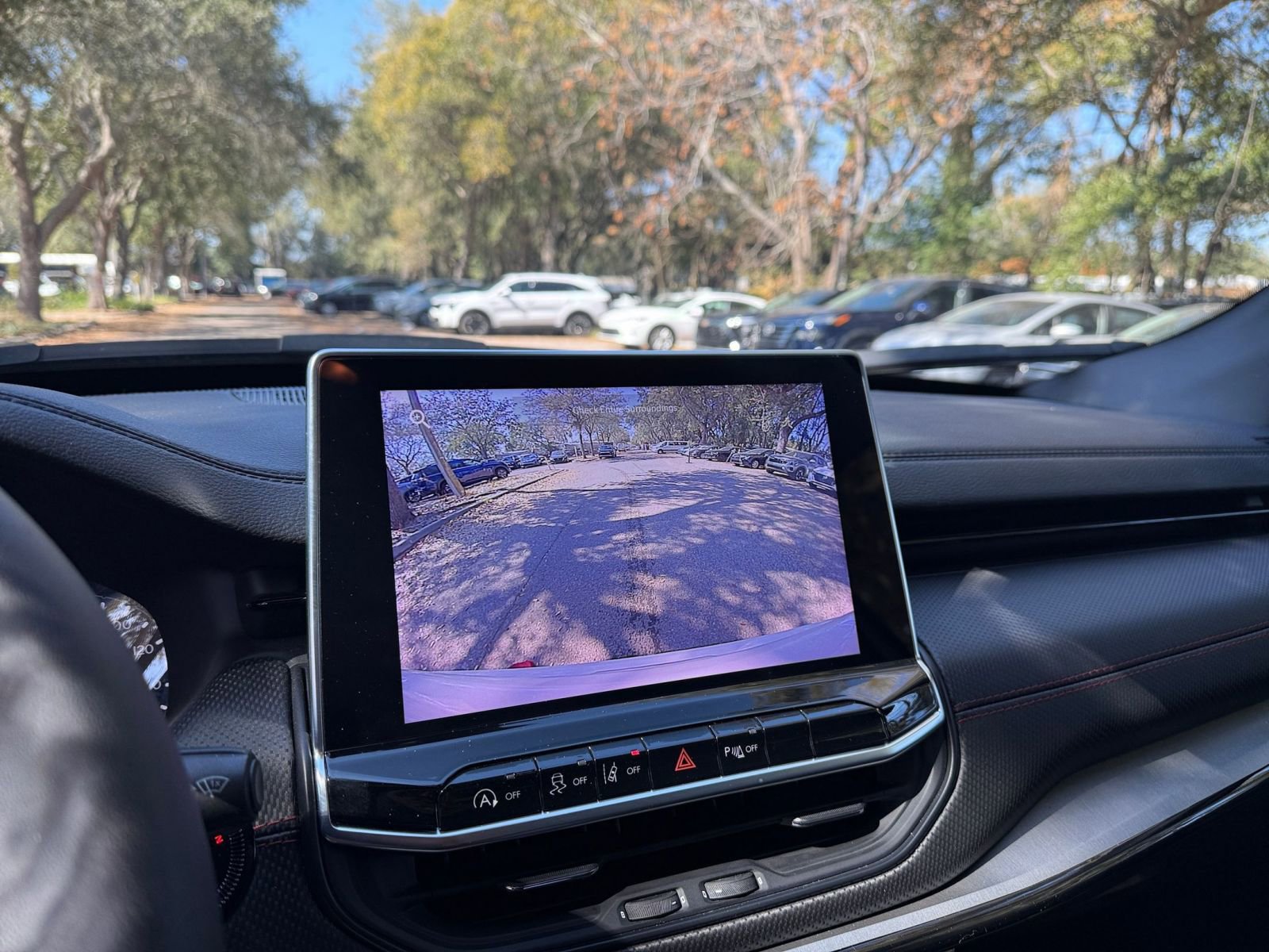 Thumbnail: 2025 Jeep Compass - 17