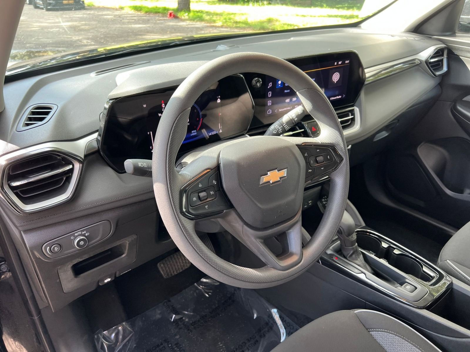 Thumbnail: 2025 Chevrolet TrailBlazer - 29