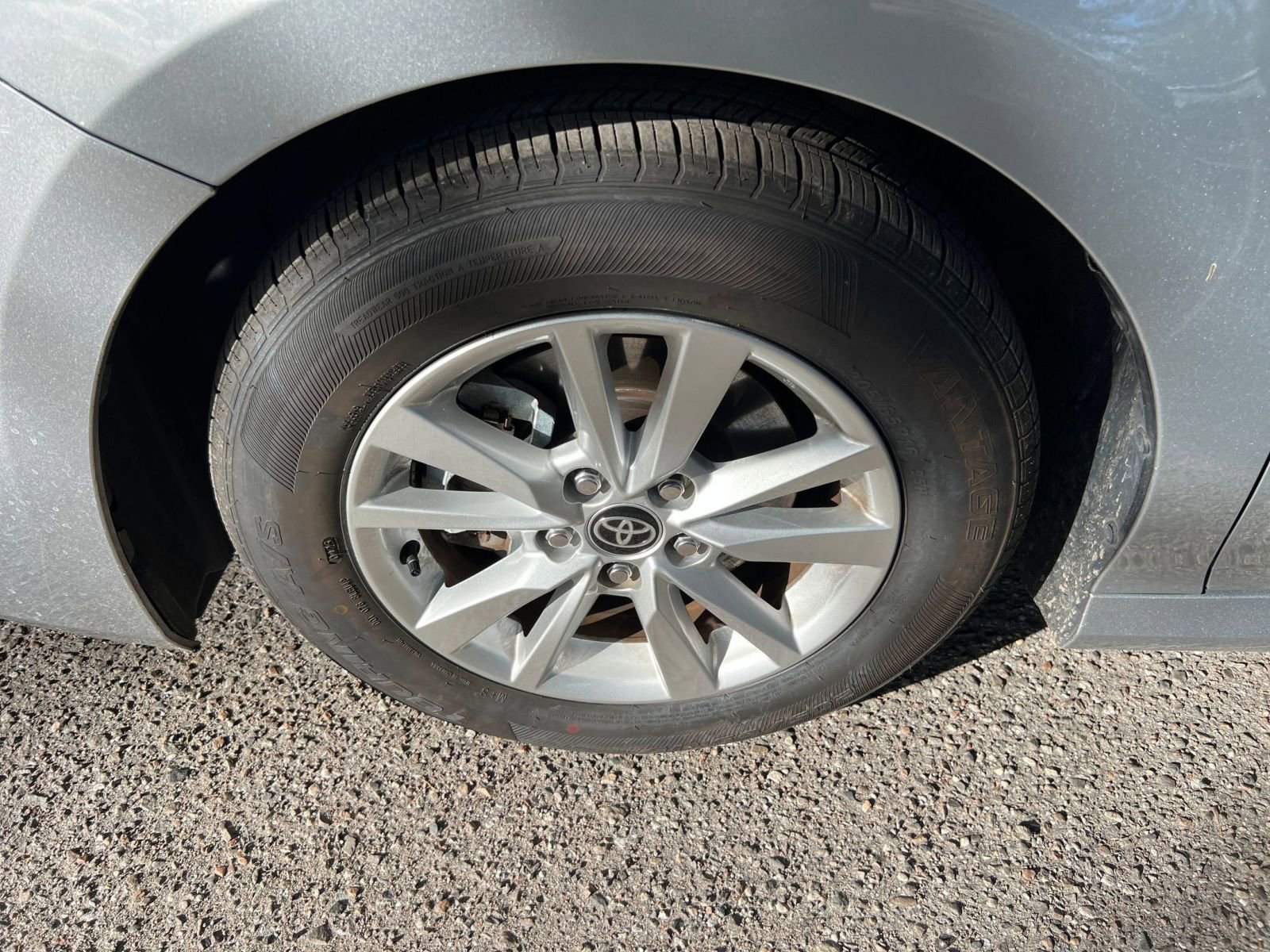 Thumbnail: 2025 Toyota Camry - 23