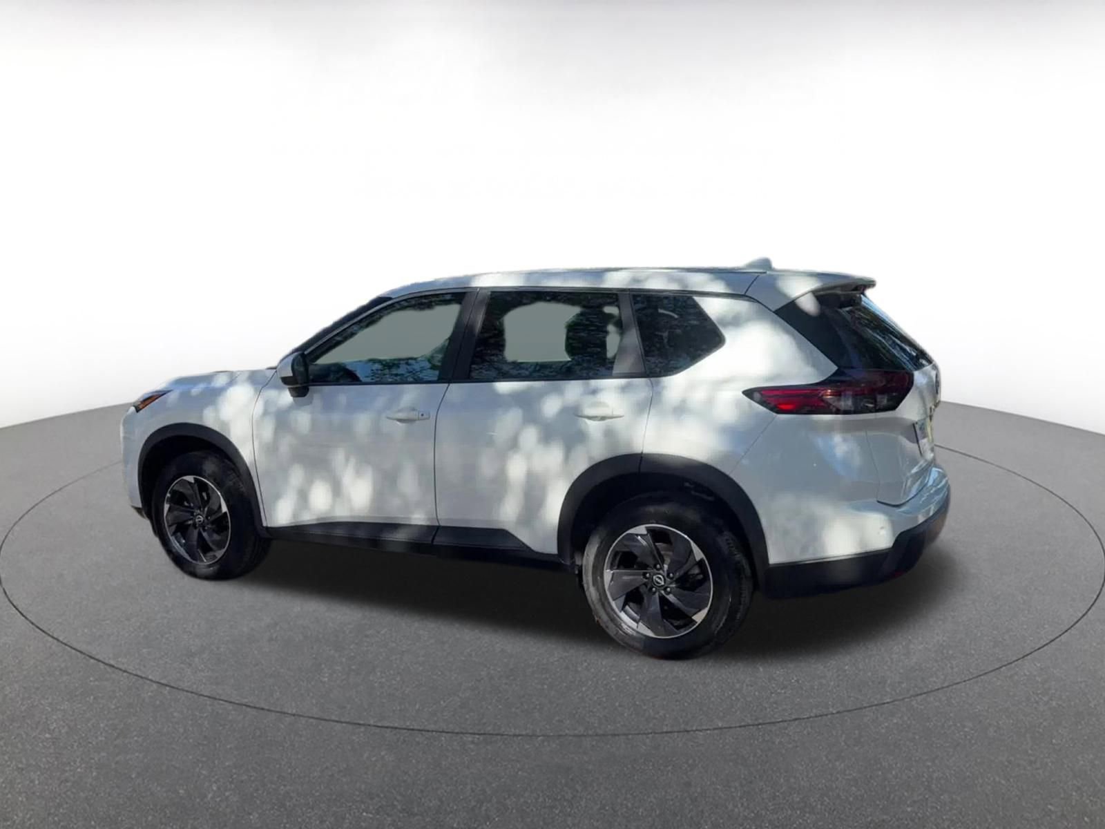 Thumbnail: 2025 Nissan Rogue - 10