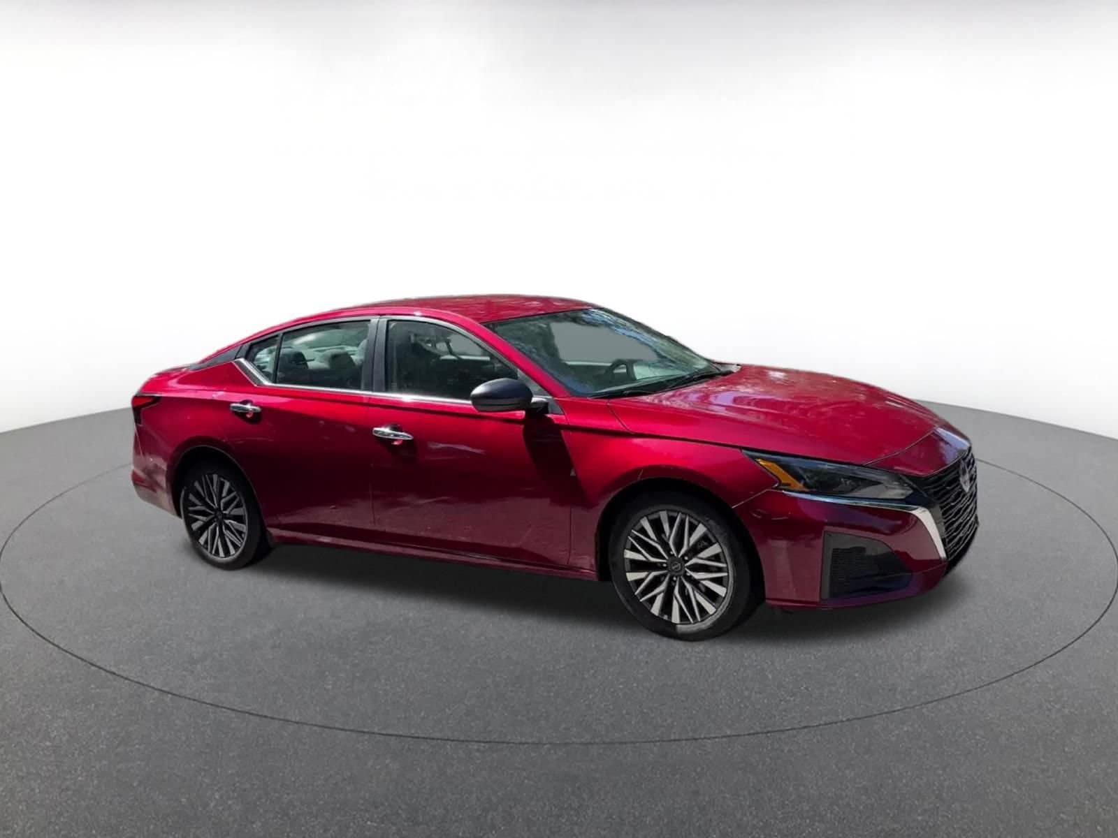 Thumbnail: 2025 Nissan Altima - 2