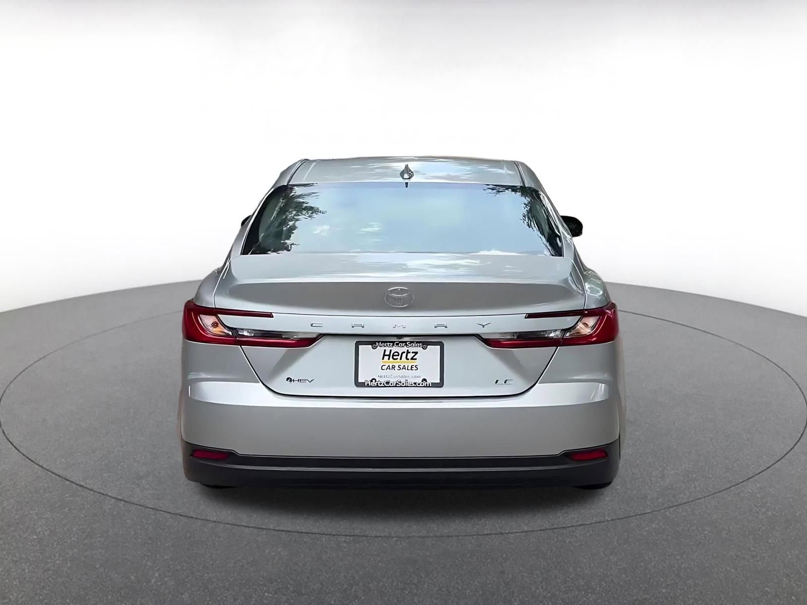 Thumbnail: 2025 Toyota Camry - 12
