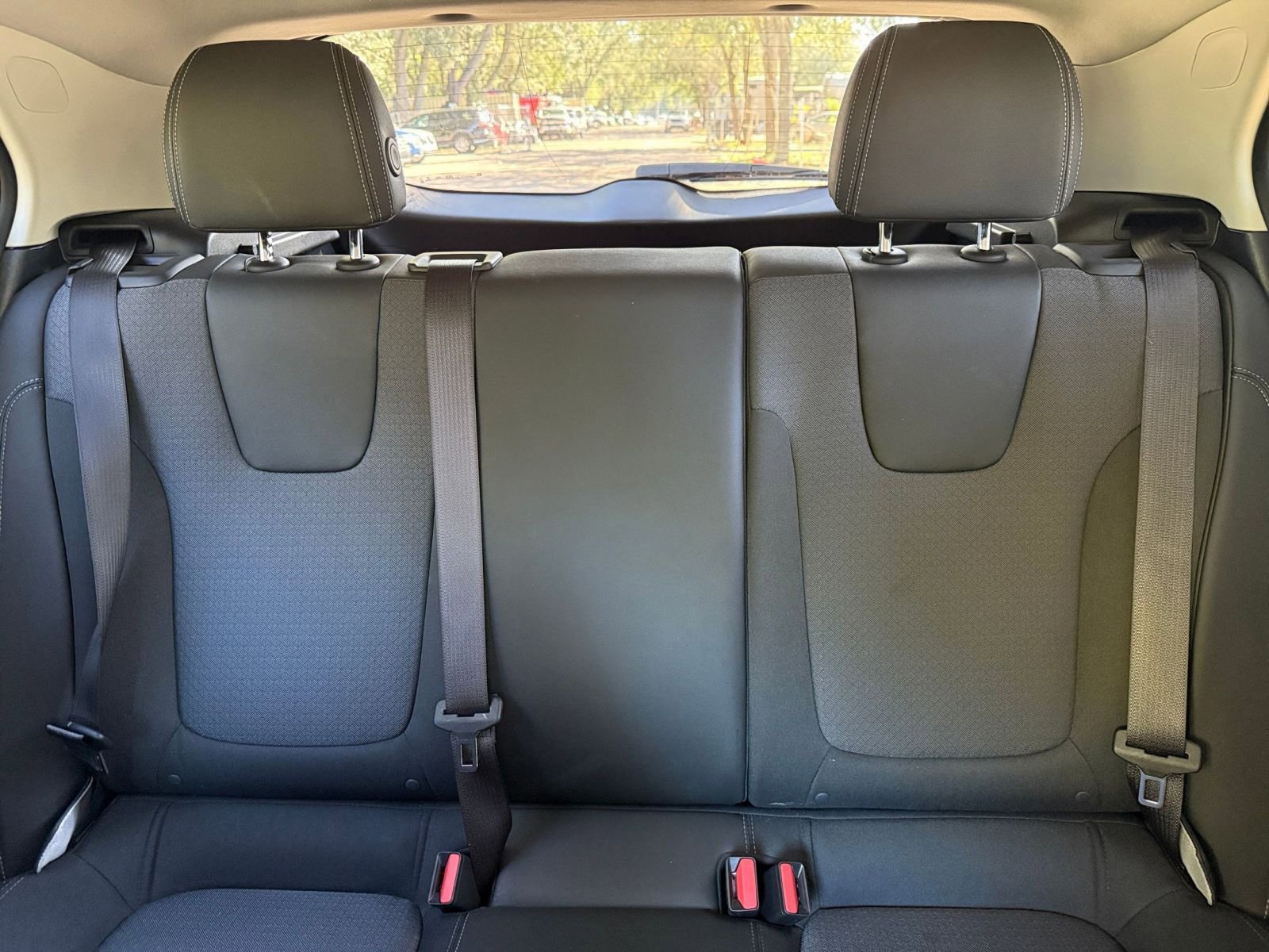 Thumbnail: 2025 Buick Encore GX - 32