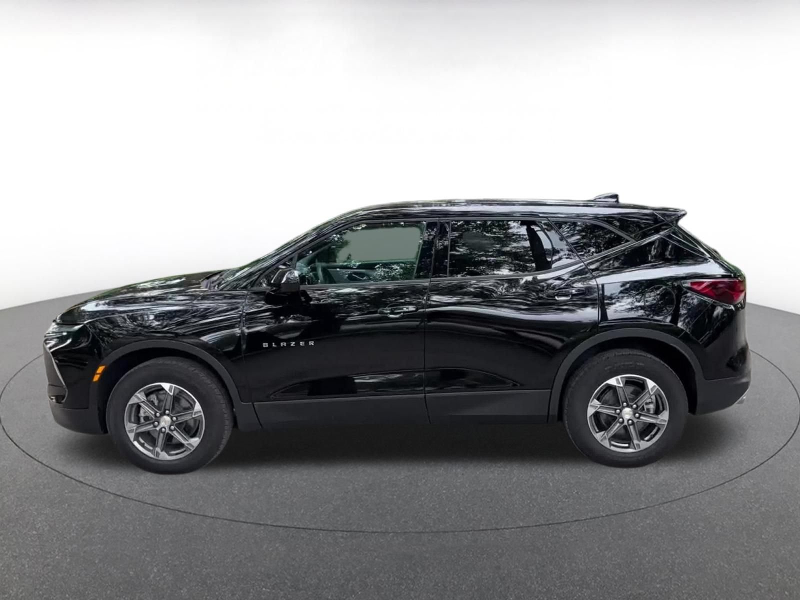 Thumbnail: 2026 Chevrolet Blazer - 9