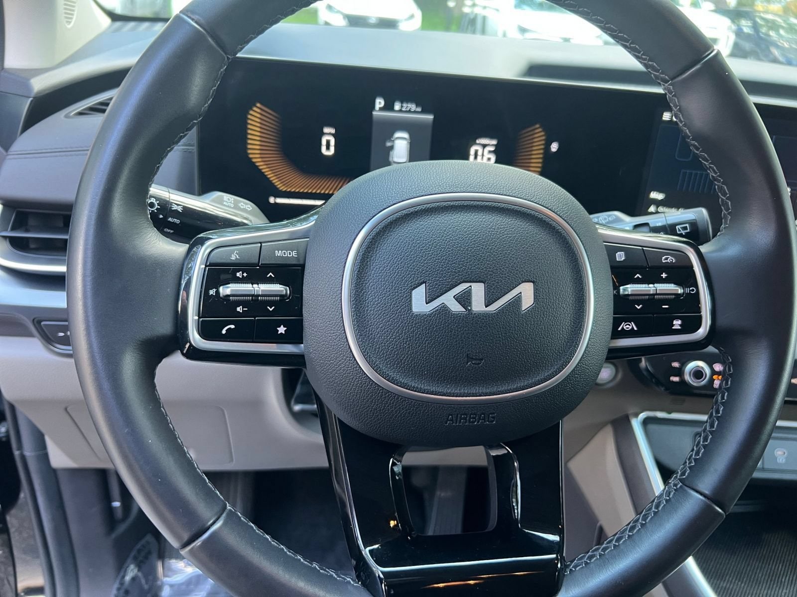 Thumbnail: 2026 Kia Carnival - 30