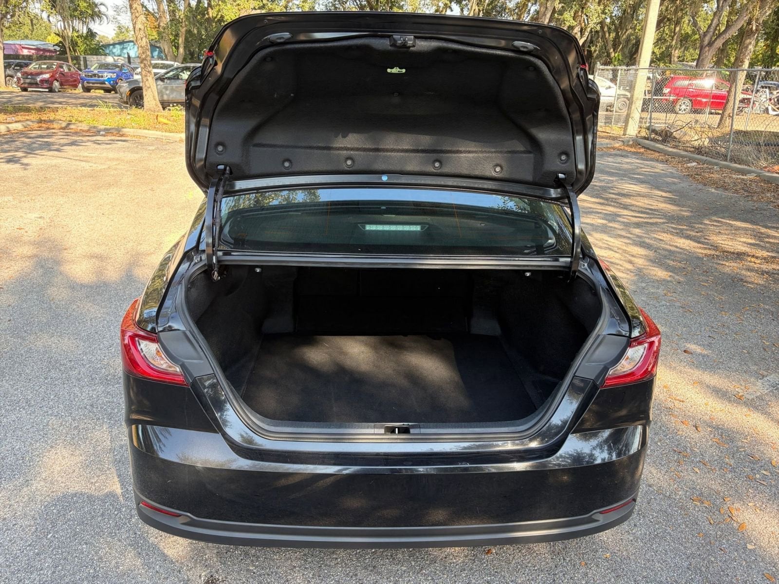 Thumbnail: 2025 Toyota Camry - 24