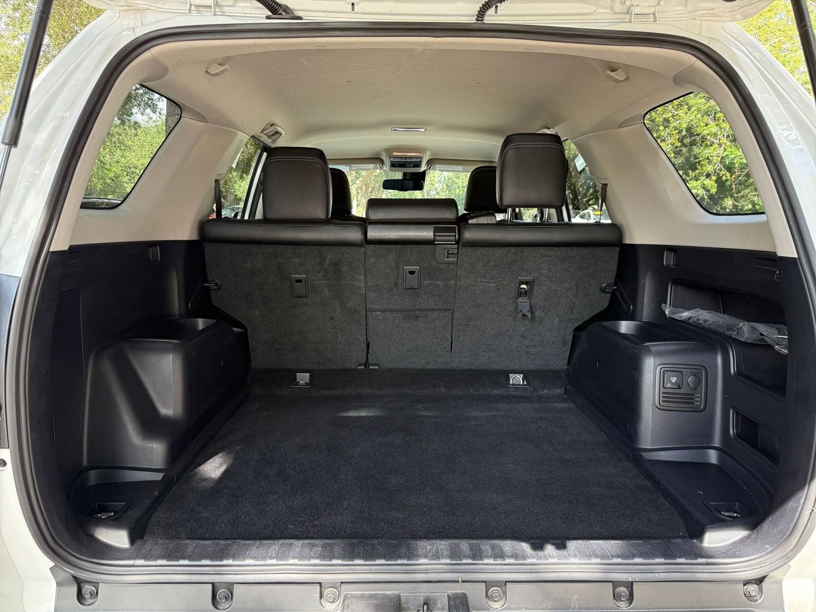 Thumbnail: 2024 Toyota 4Runner - 24