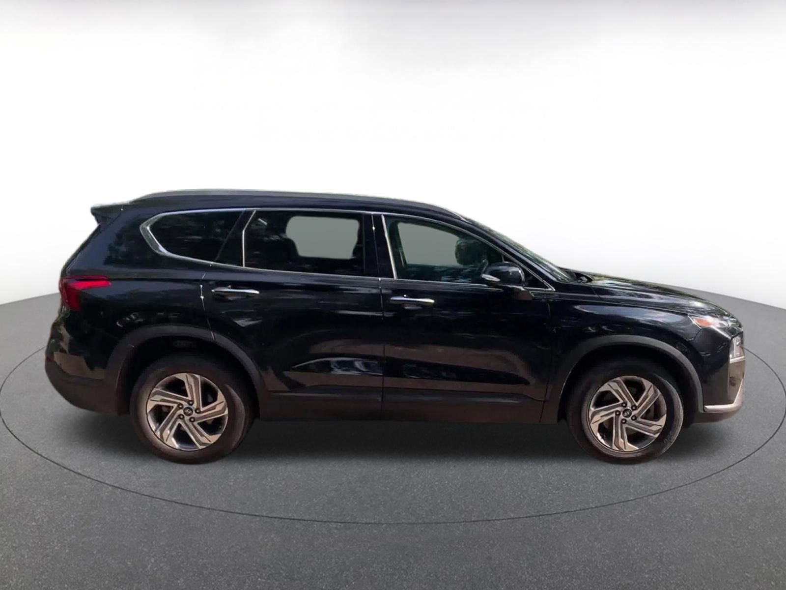 Thumbnail: 2023 Hyundai Santa Fe - 16