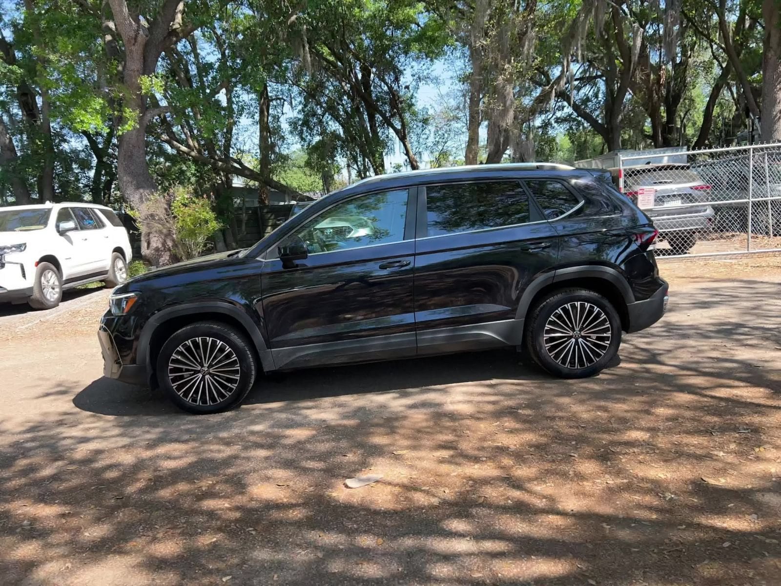 Thumbnail: 2025 Volkswagen Taos - 8