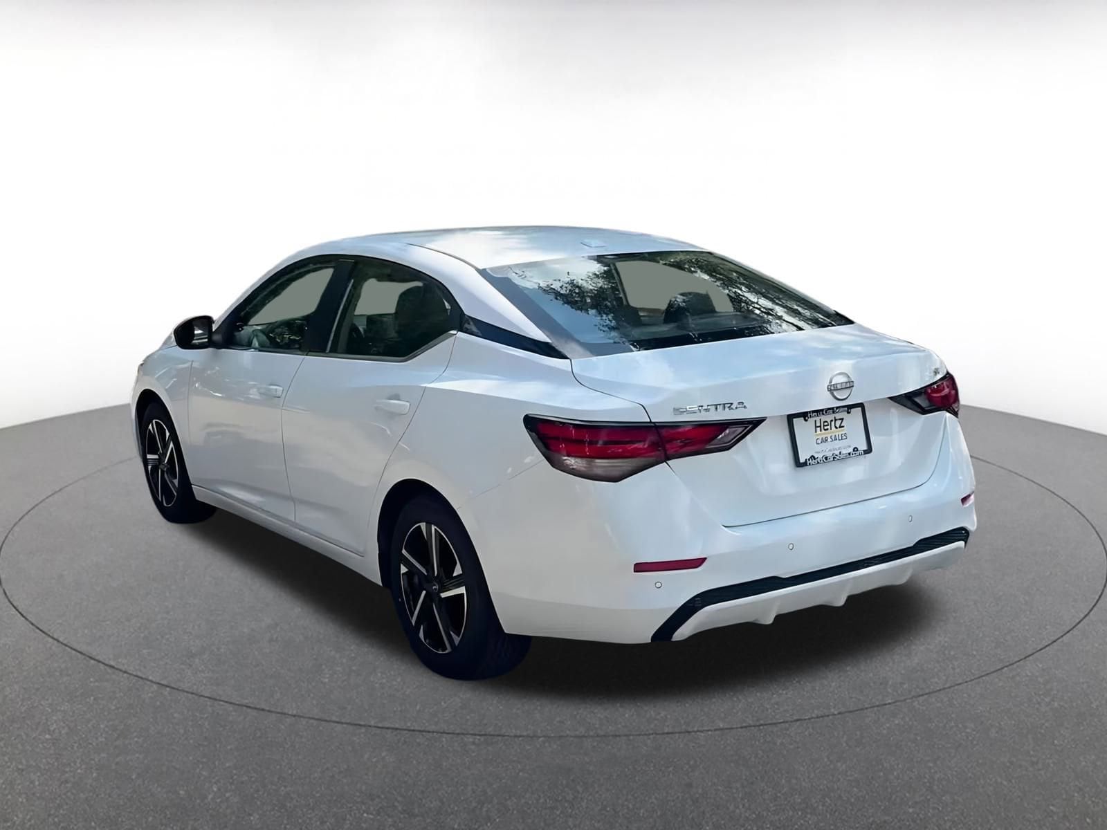 Thumbnail: 2024 Nissan Sentra - 11
