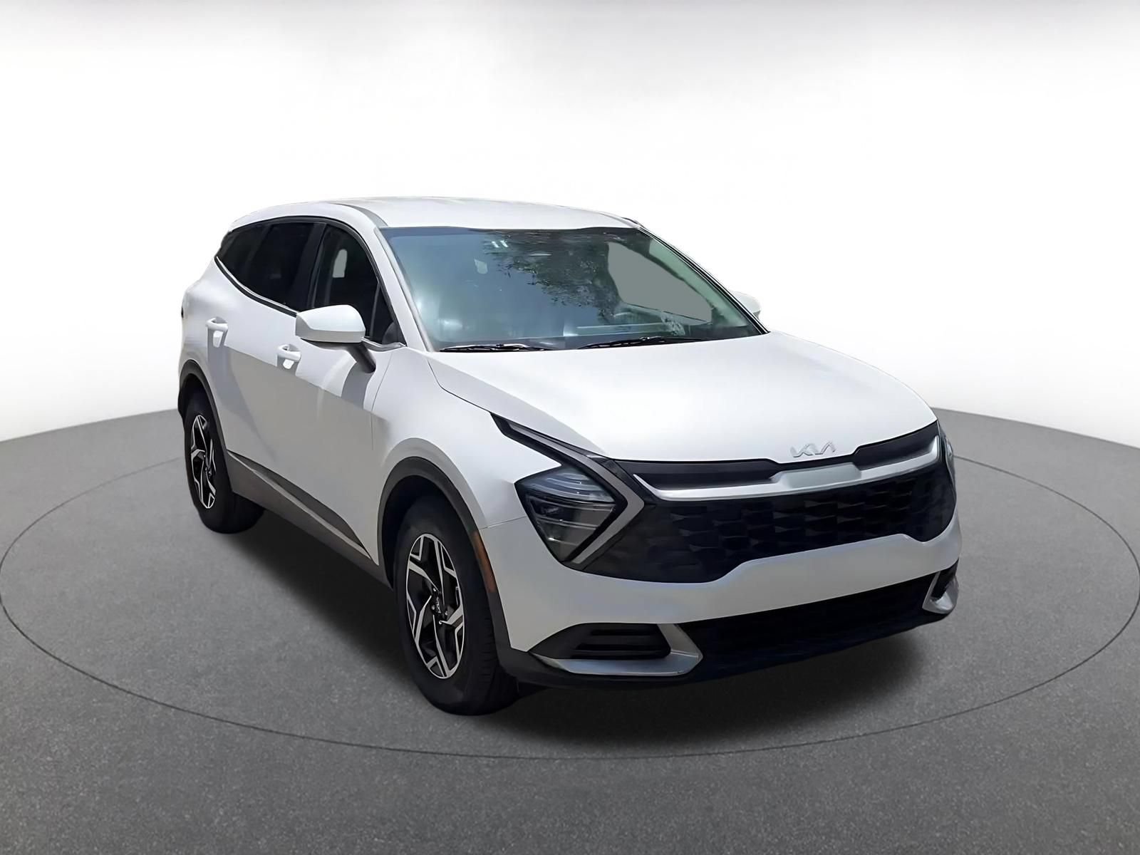 Thumbnail: 2025 Kia Sportage - 3