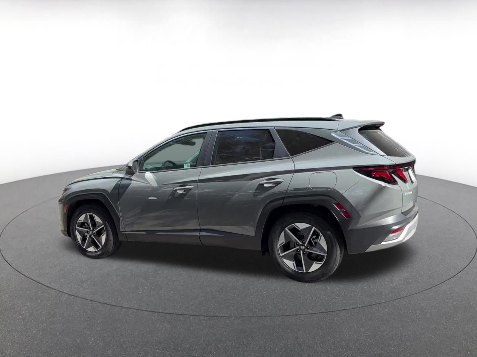 Thumbnail: 2025 Hyundai Tucson - 10