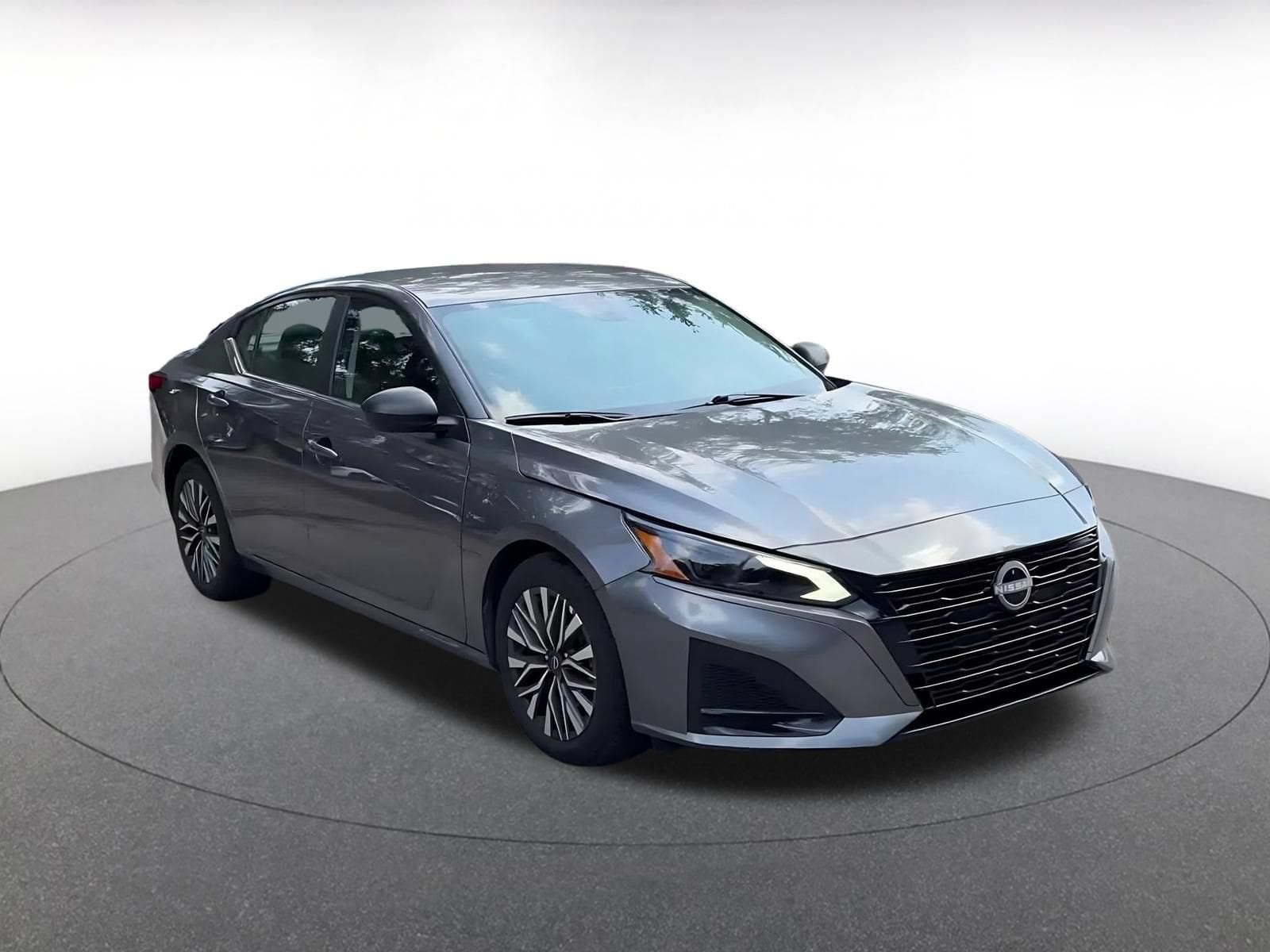 Thumbnail: 2026 Nissan Altima - 3