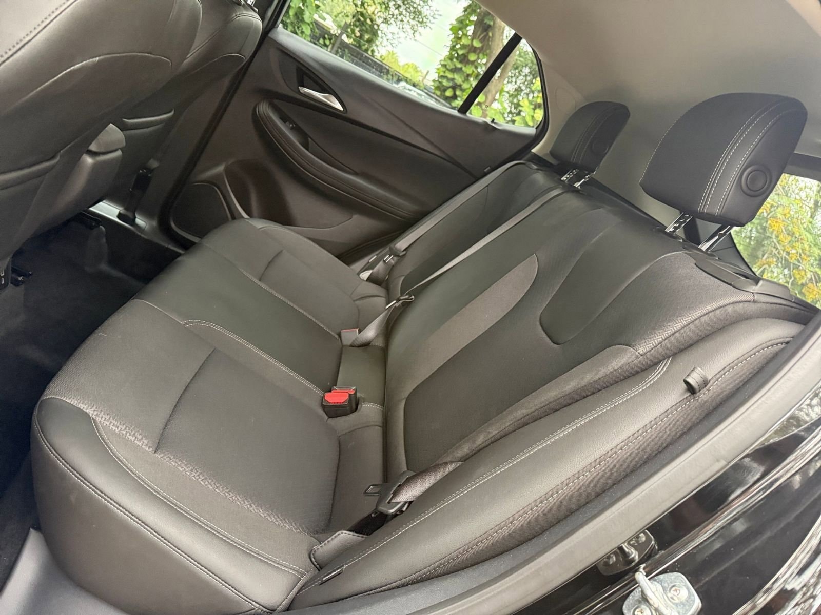 Thumbnail: 2025 Buick Encore GX - 31