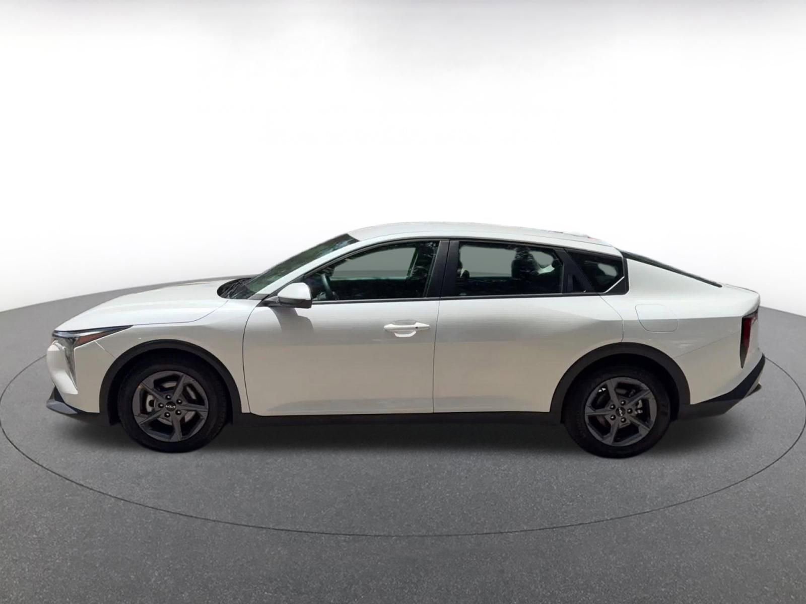 Thumbnail: 2025 Kia K4 - 9
