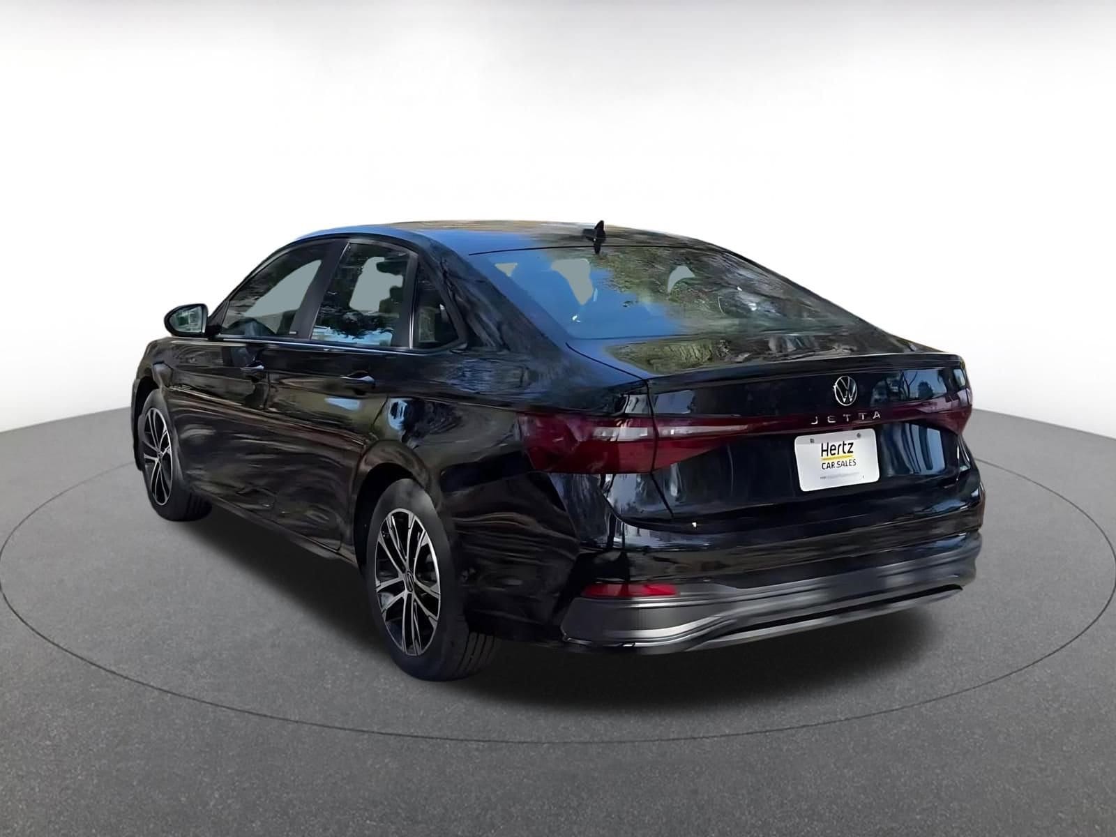 Thumbnail: 2025 Volkswagen Jetta - 11