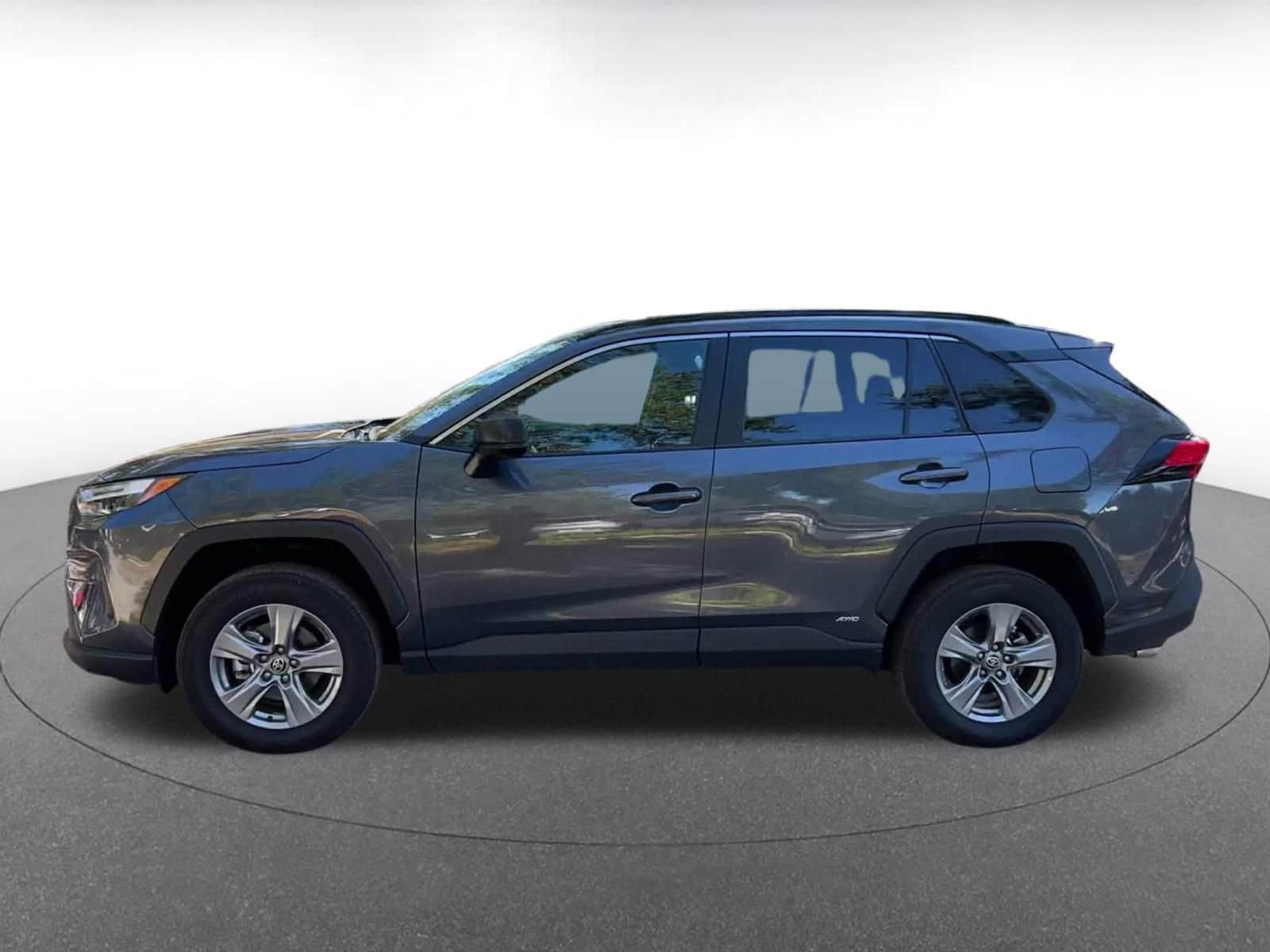 Thumbnail: 2025 Toyota RAV4 - 9