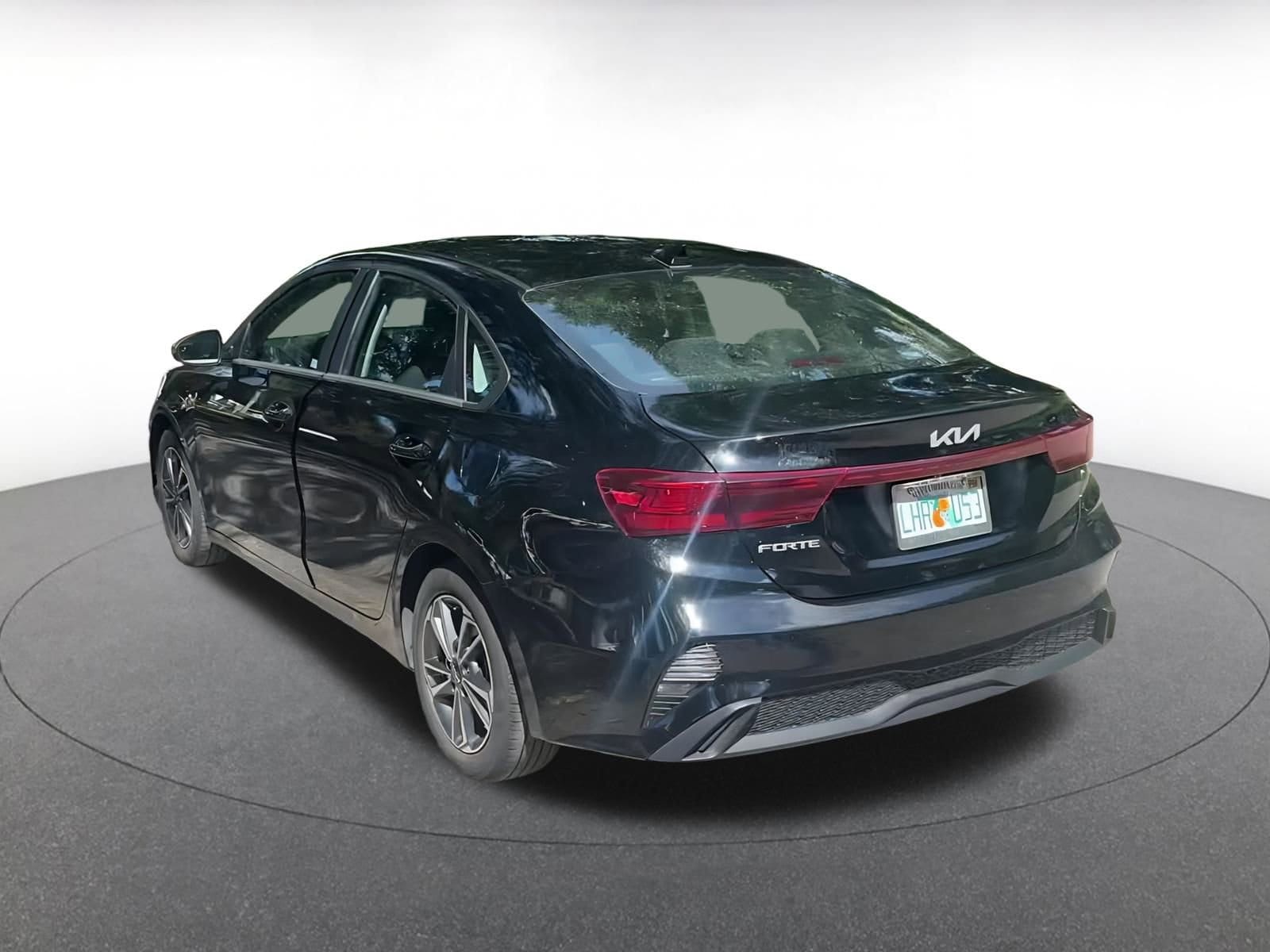 Thumbnail: 2024 Kia Forte - 11