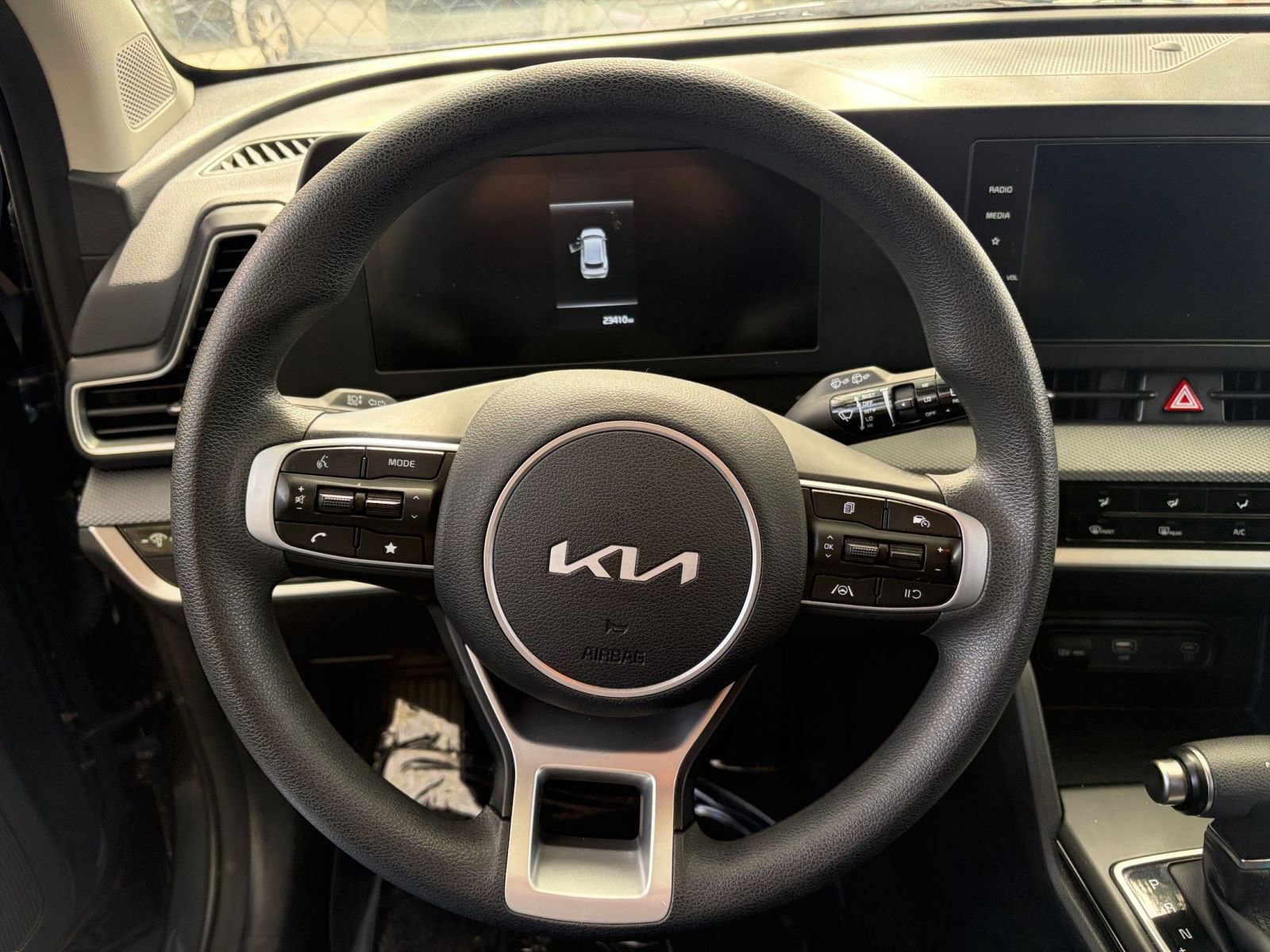 Thumbnail: 2025 Kia Sportage - 25