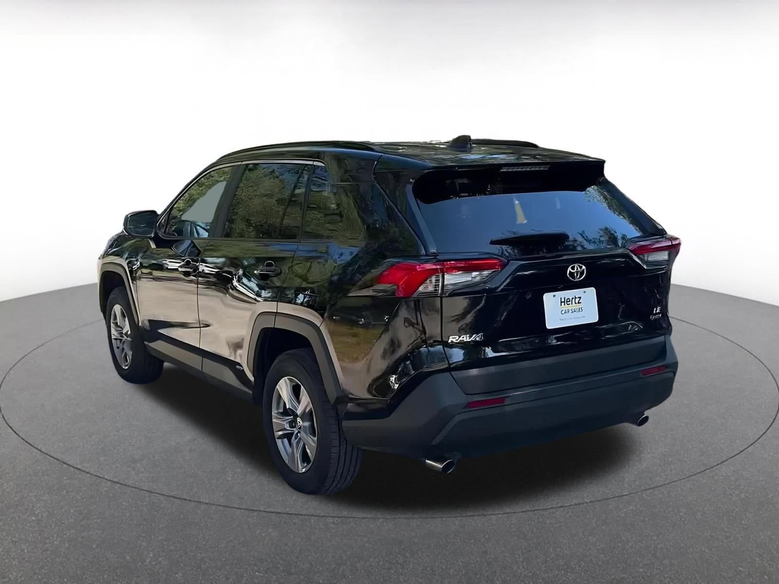 Thumbnail: 2025 Toyota RAV4 - 14