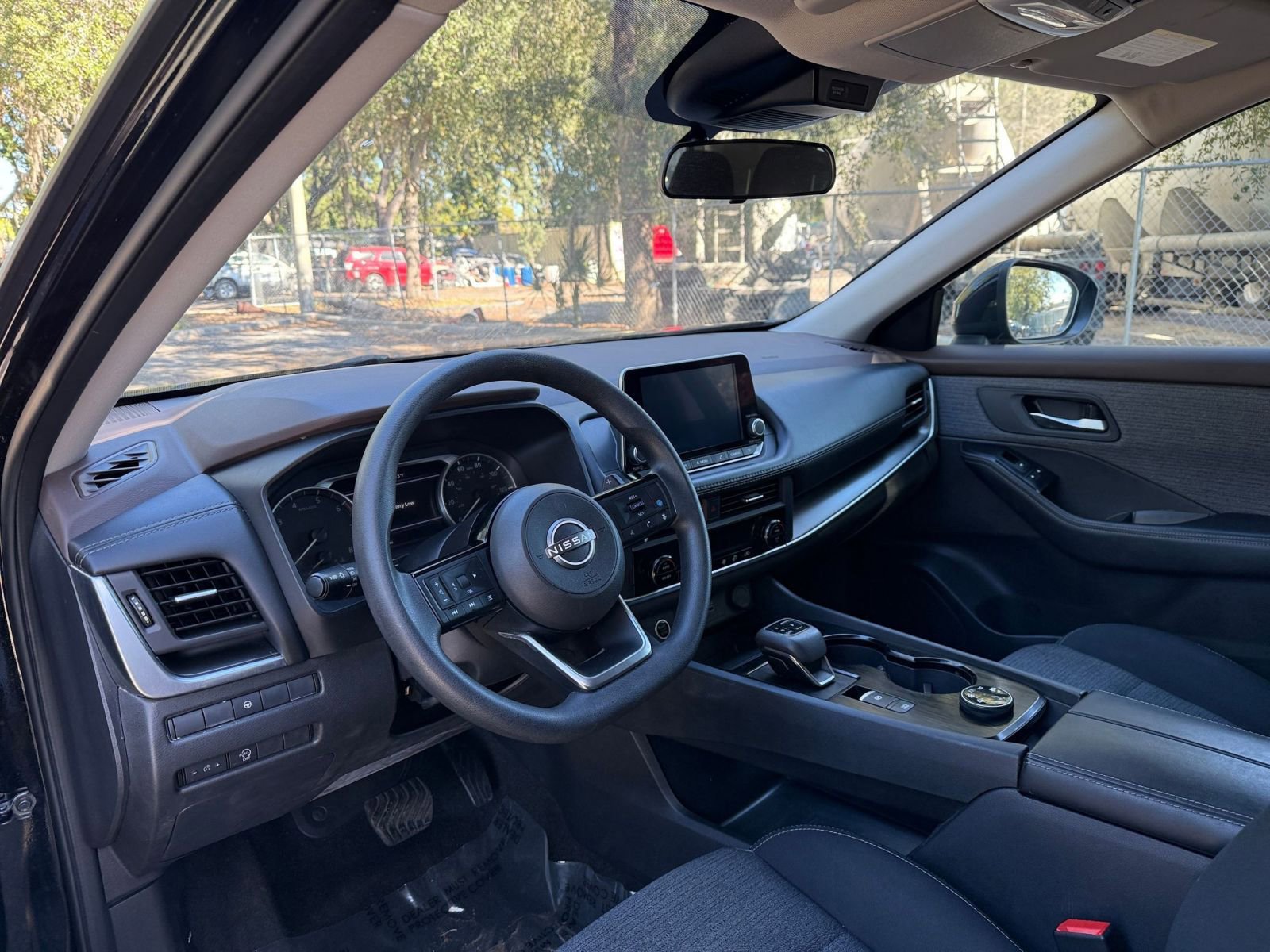 Thumbnail: 2023 Nissan Rogue - 28