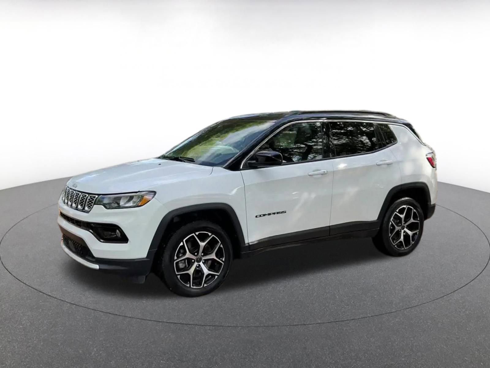 Thumbnail: 2025 Jeep Compass - 8