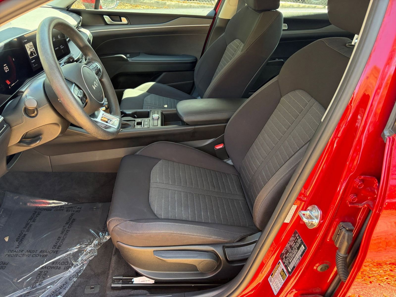 Thumbnail: 2025 Kia K5 - 32