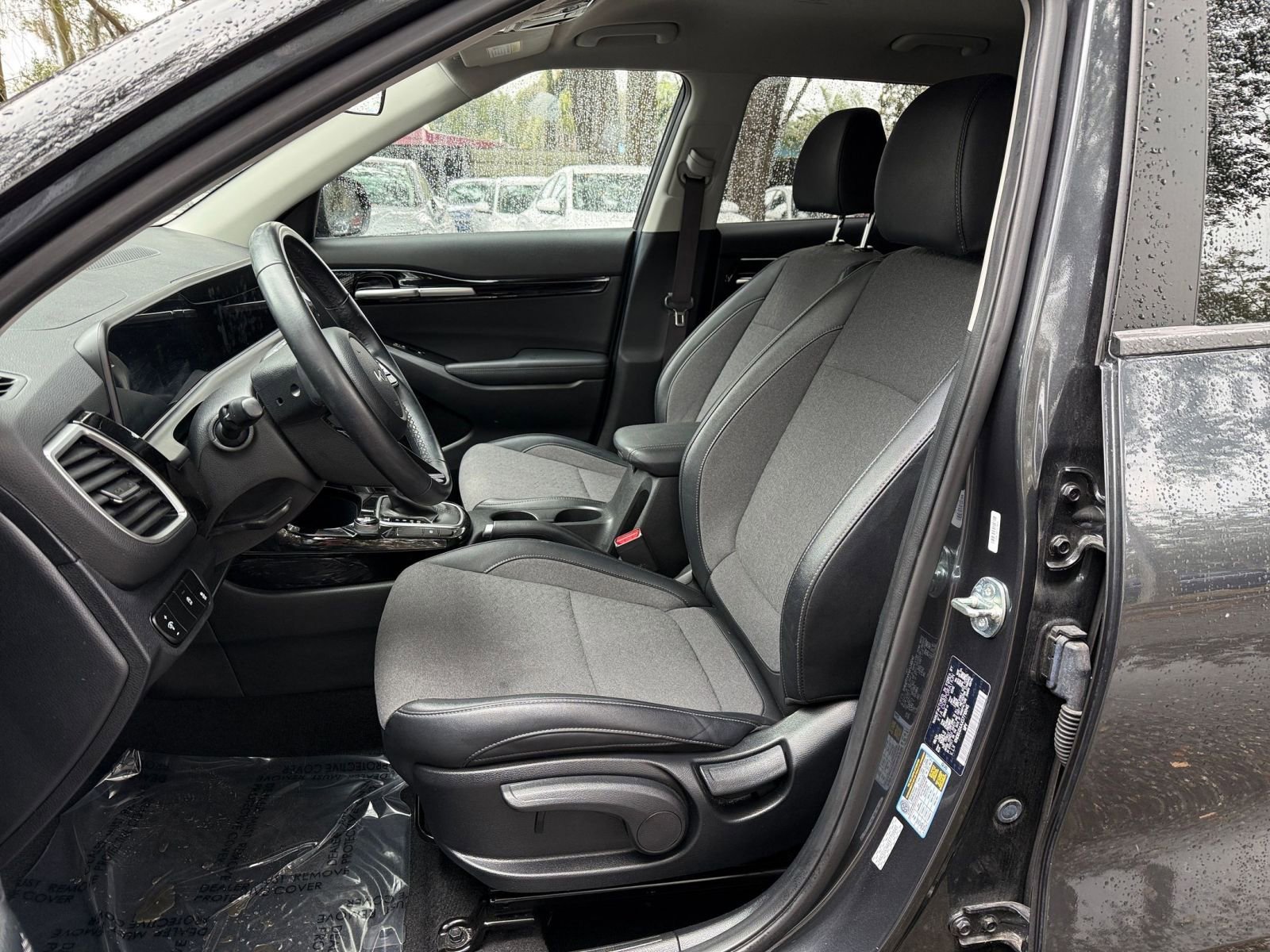 Thumbnail: 2025 Kia Seltos - 32