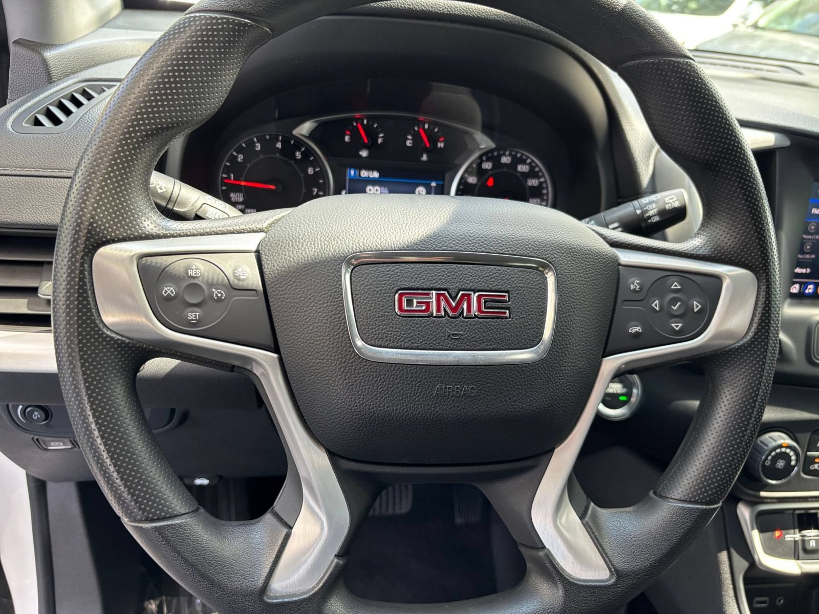 Thumbnail: 2024 GMC Terrain - 32