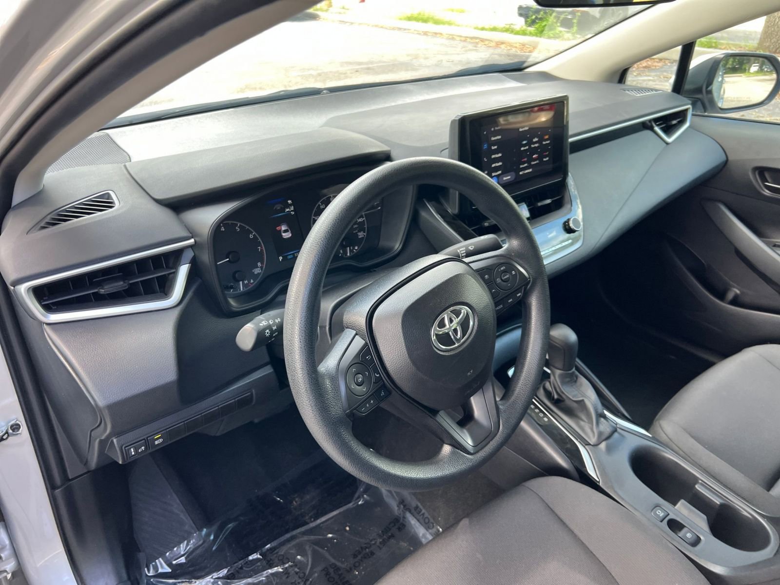 Thumbnail: 2024 Toyota Corolla - 28