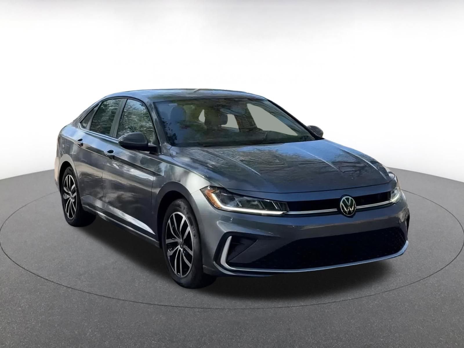 Thumbnail: 2025 Volkswagen Jetta - 3