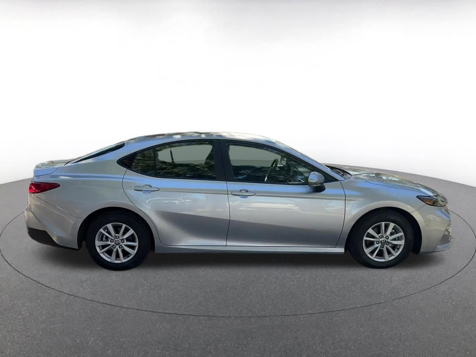 Thumbnail: 2025 Toyota Camry - 16