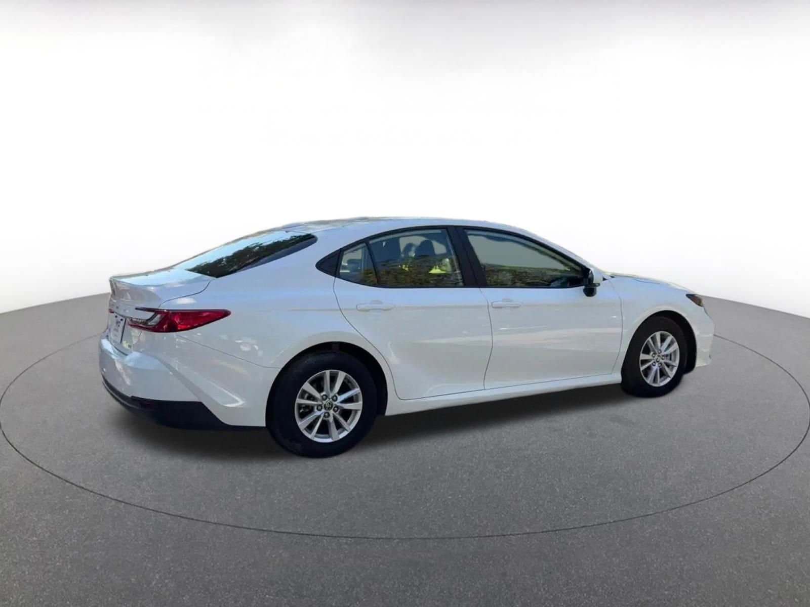 Thumbnail: 2025 Toyota Camry - 15