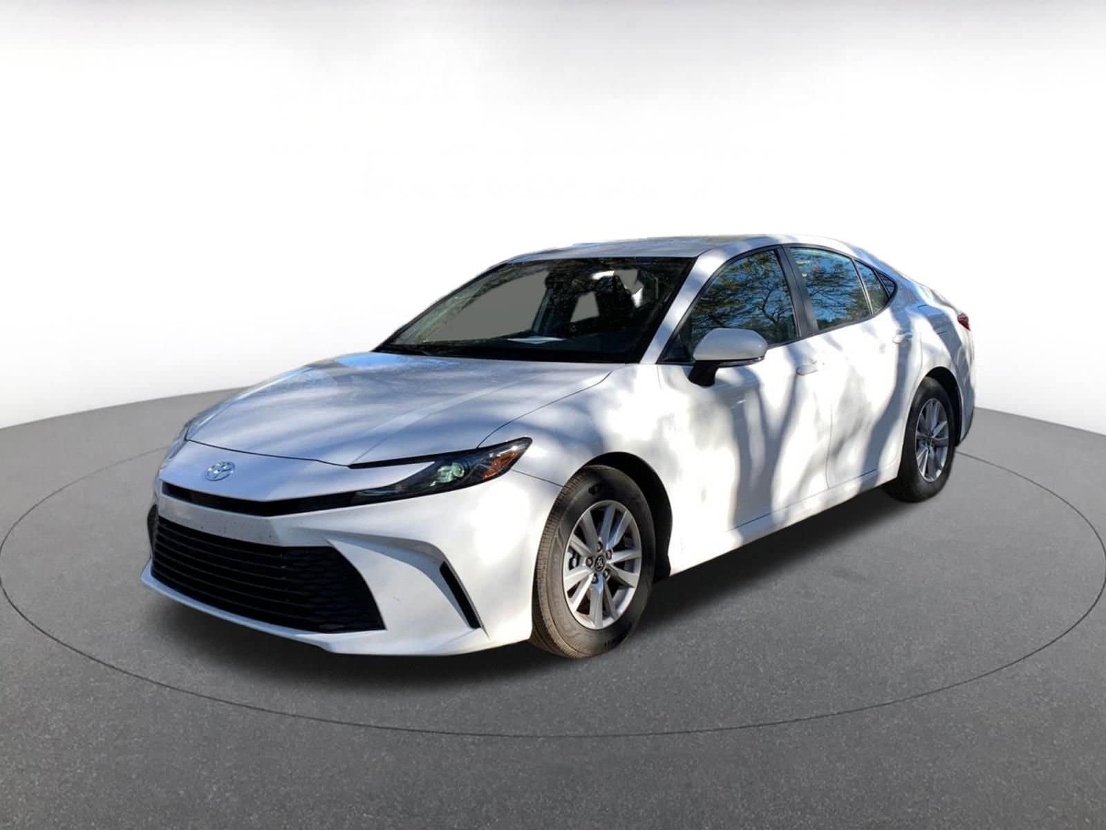 Thumbnail: 2025 Toyota Camry - 3