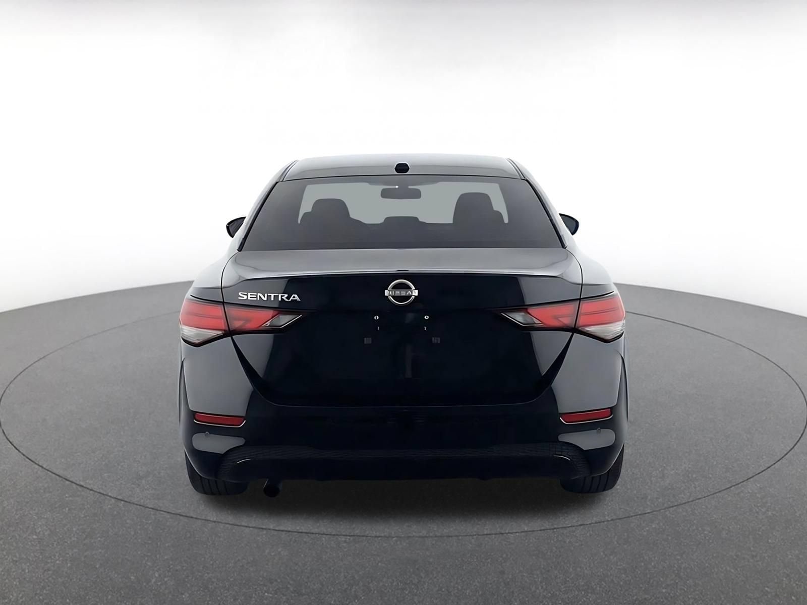 Thumbnail: 2025 Nissan Sentra - 8