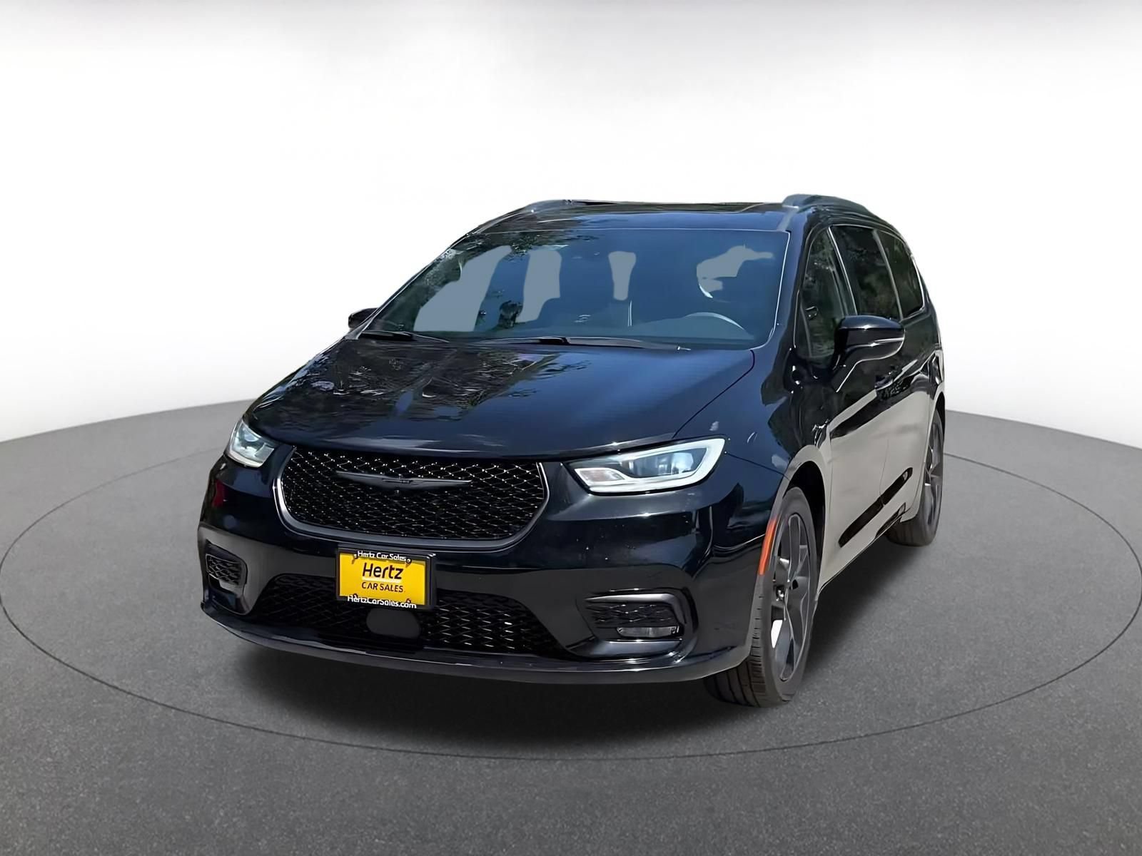 Thumbnail: 2025 Chrysler Pacifica - 4