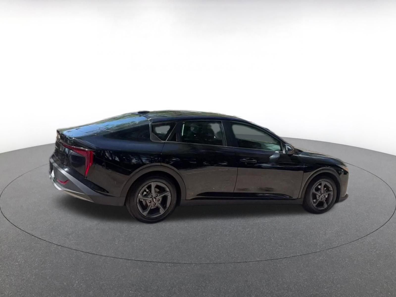 Thumbnail: 2025 Kia K4 - 14