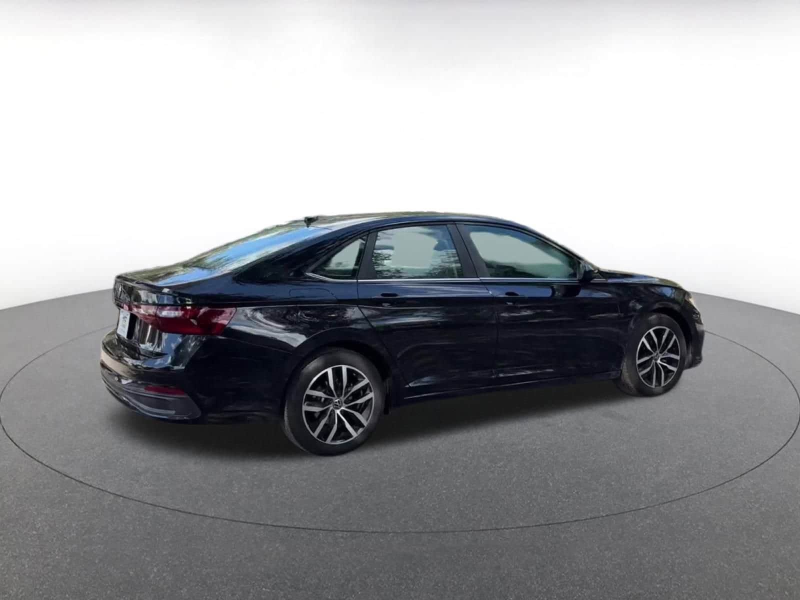 Thumbnail: 2025 Volkswagen Jetta - 14