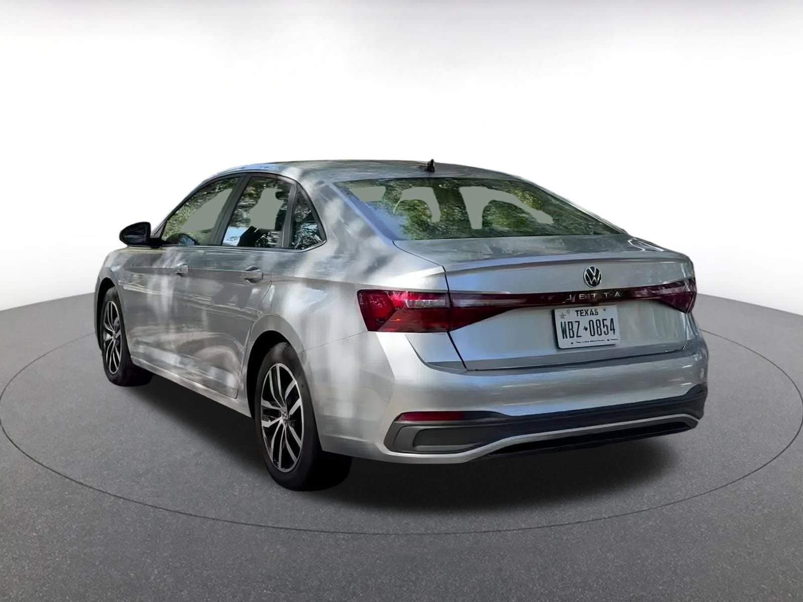 Thumbnail: 2025 Volkswagen Jetta - 11