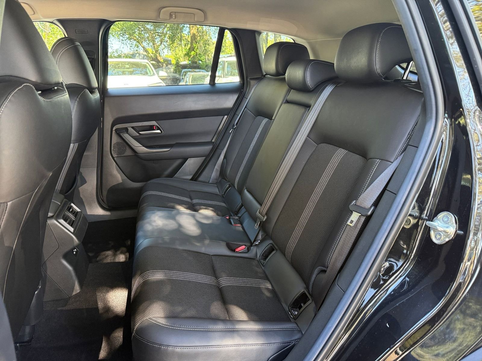 Thumbnail: 2025 Mazda CX-50 - 33