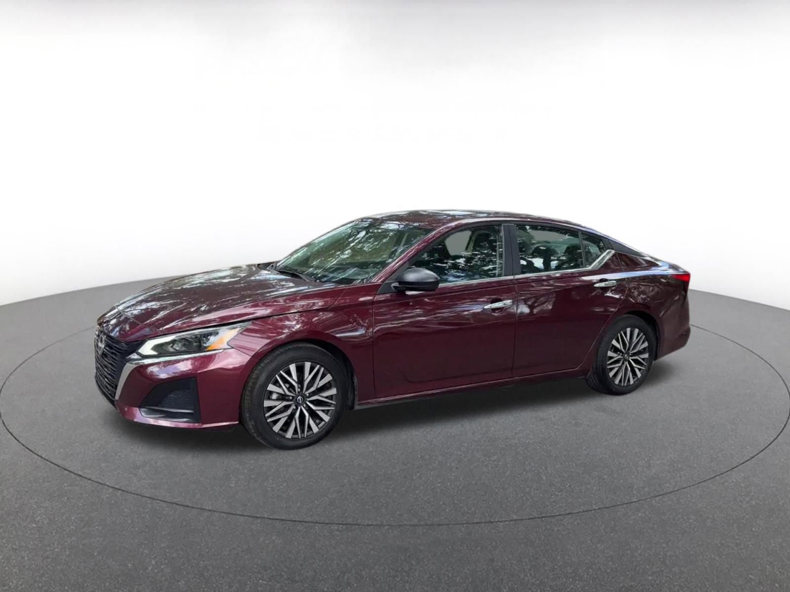 Thumbnail: 2024 Nissan Altima - 8