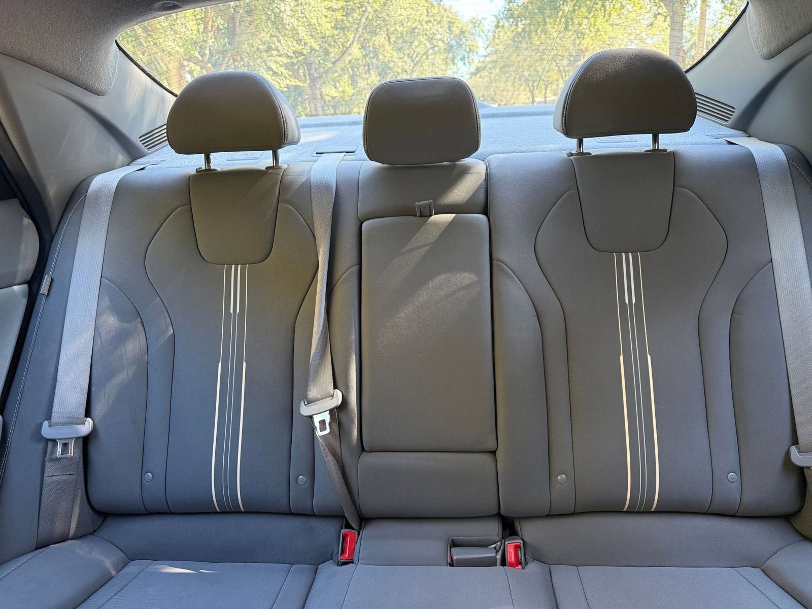 Thumbnail: 2025 Hyundai Elantra - 32