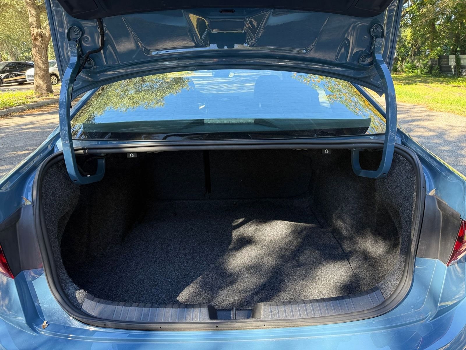 Thumbnail: 2025 Volkswagen Jetta - 24