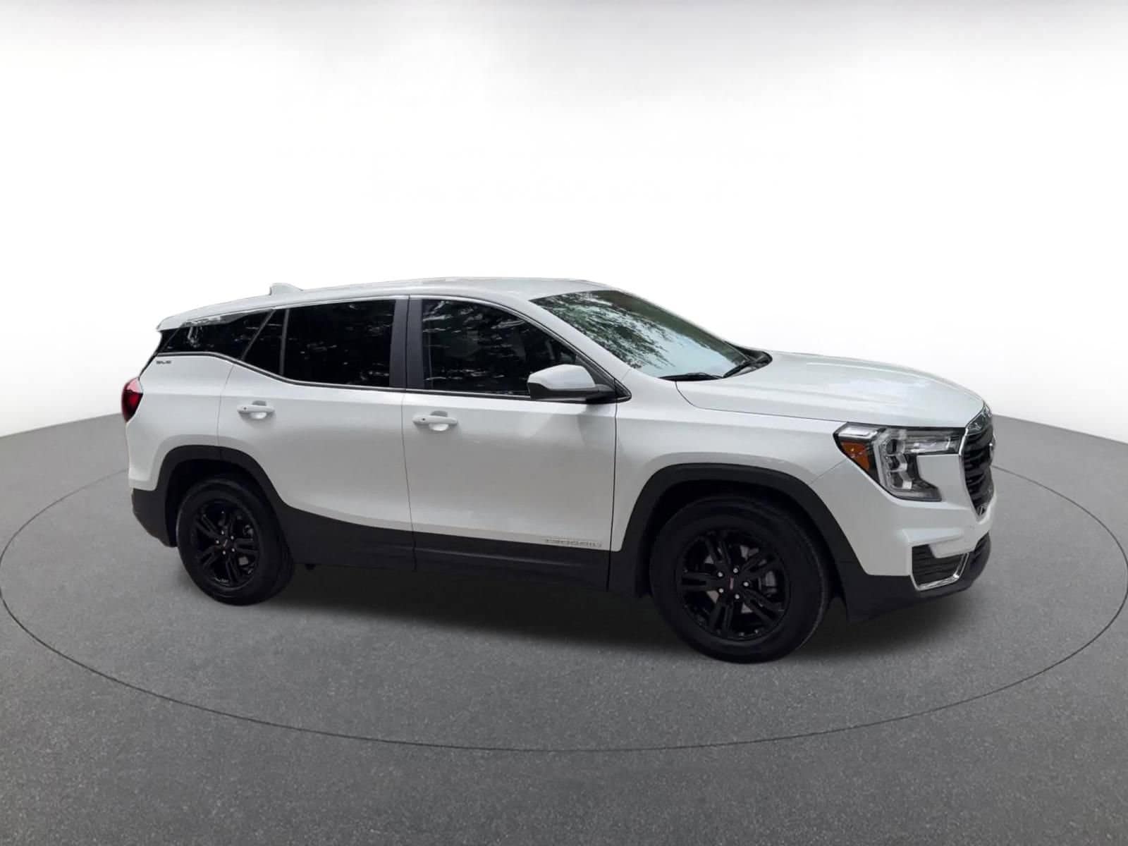 Thumbnail: 2024 GMC Terrain - 2