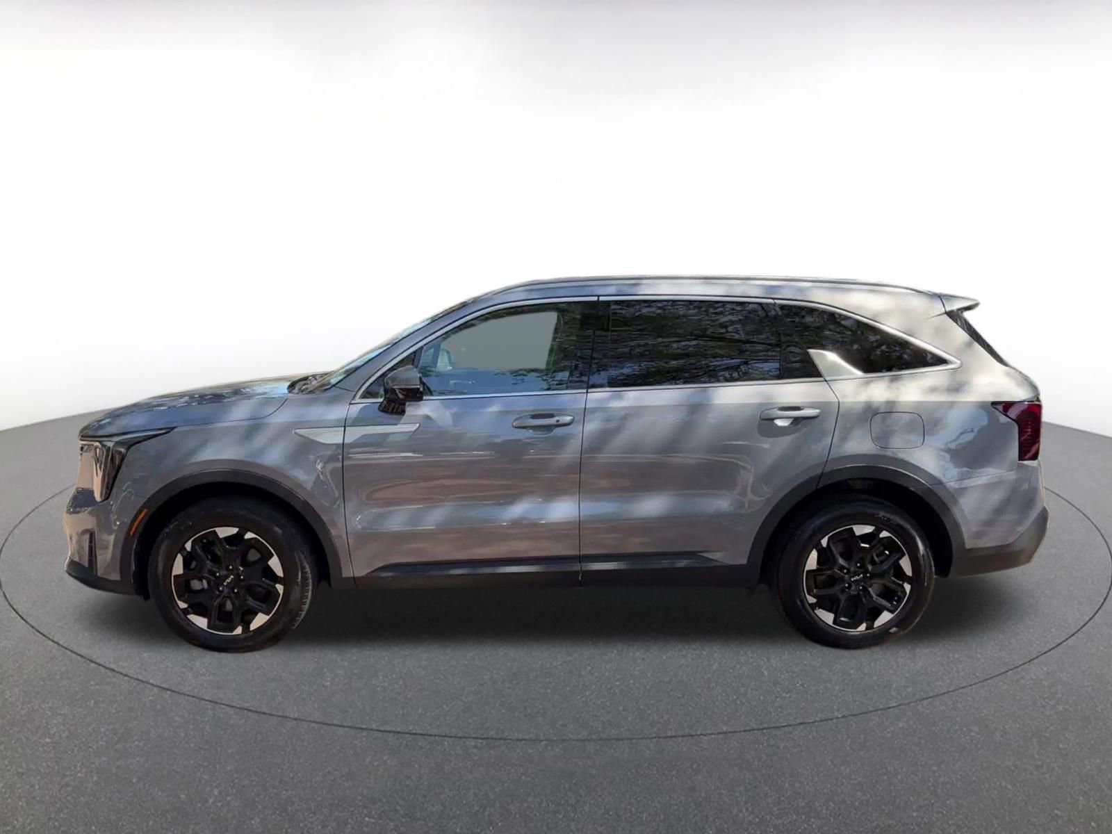 Thumbnail: 2024 Kia Sorento - 9