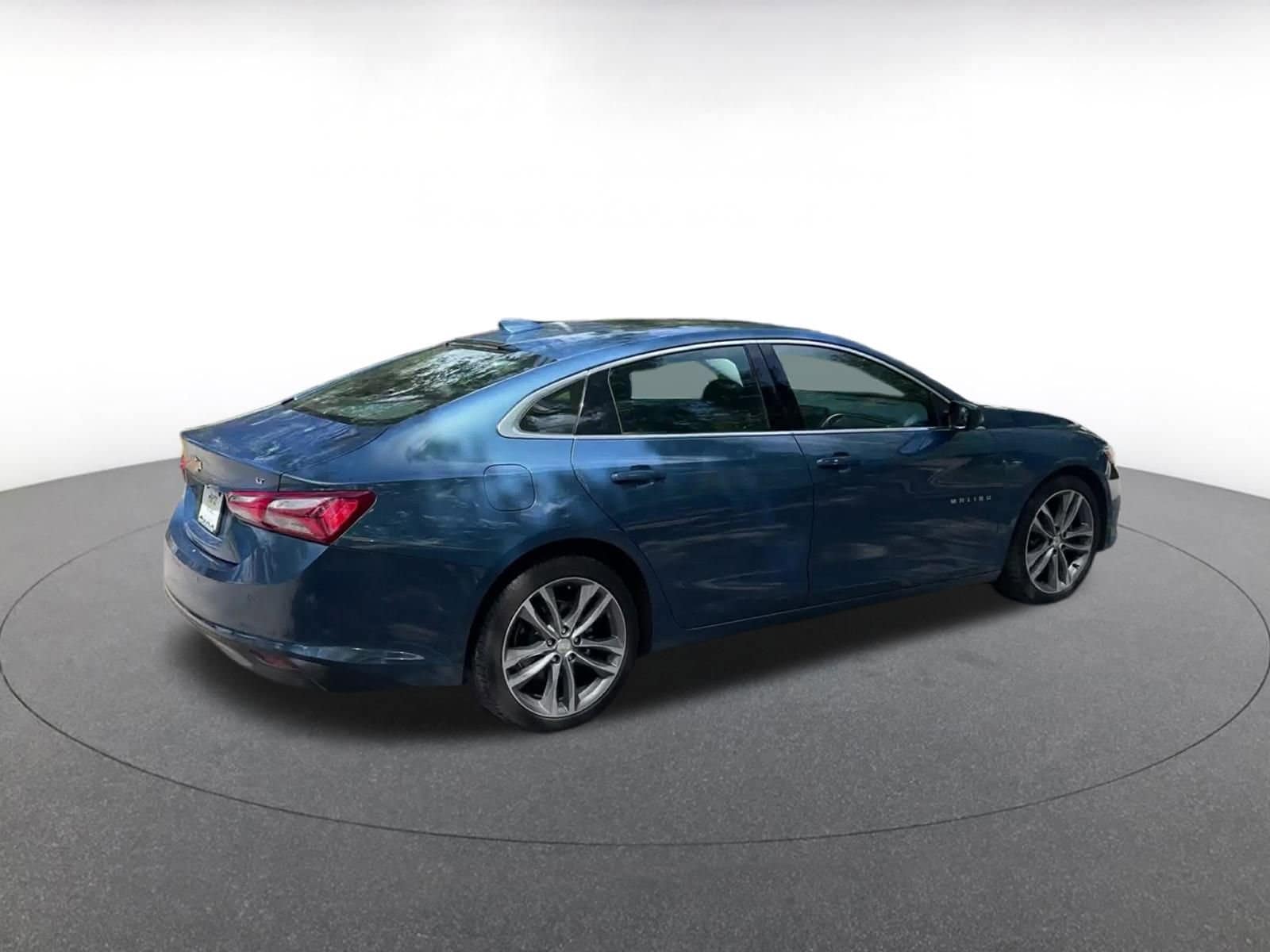 Thumbnail: 2024 Chevrolet Malibu - 14