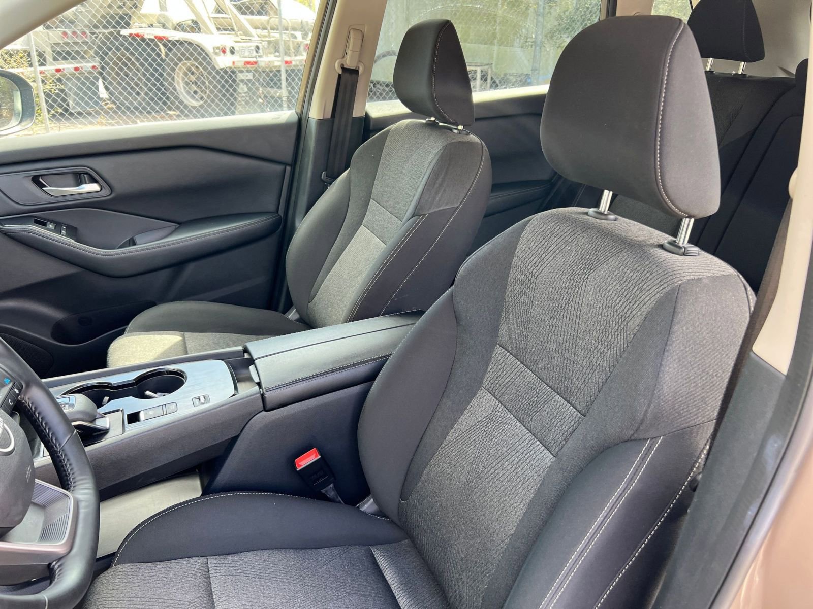 Thumbnail: 2025 Nissan Rogue - 33